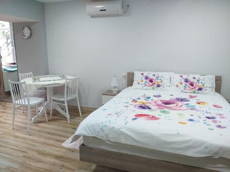 טביליסי Boutique Apartment 17 מראה חיצוני תמונה